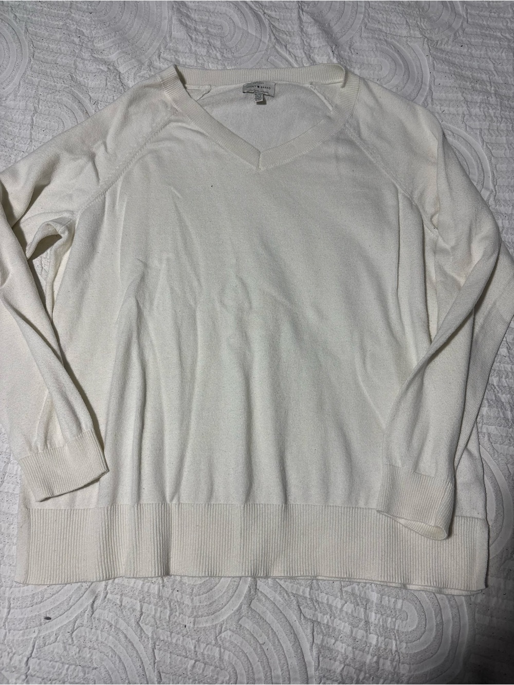 Lucky Brand Women's Cream V-Neck Sweater